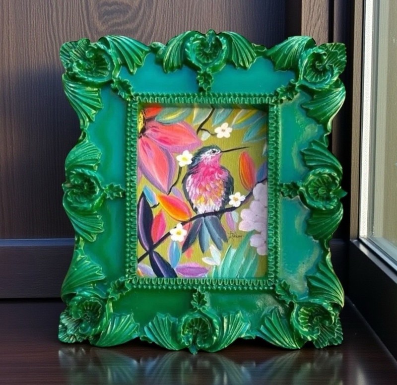 Hummingbird Floral 🌺 mini watercolor bird print in green vintage style frame