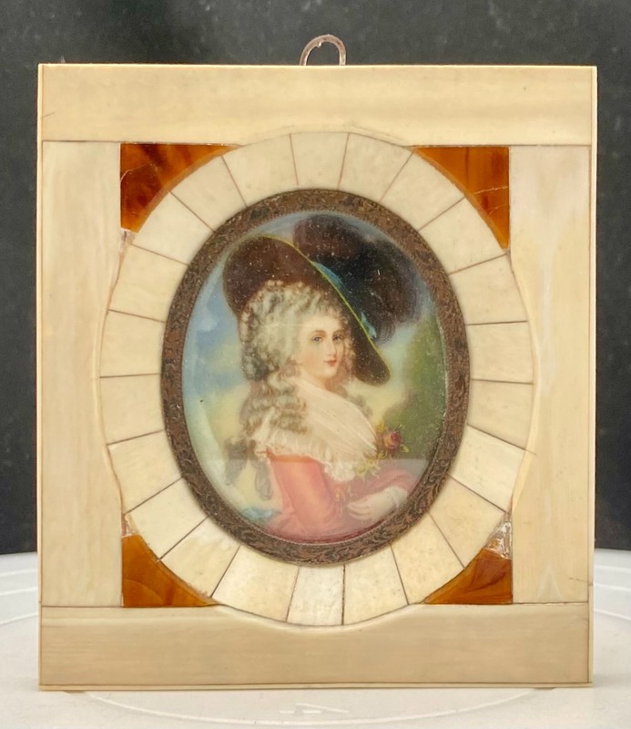 ANTIQUE FRENCH MINIATURE DUCHESS OF DEVONSHIRE PORTRAIT PAINTING, c1910, g