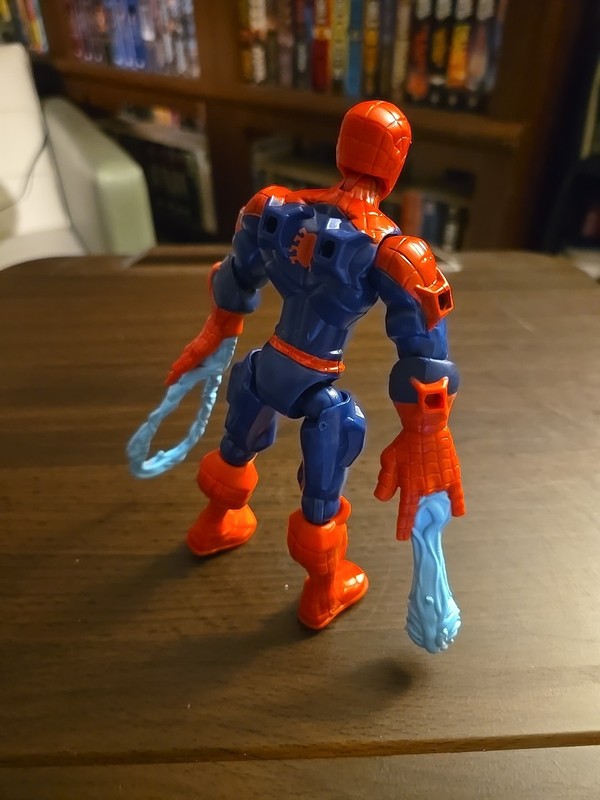 Hasbro Marvel Super Hero Mashers Spider - Man 6" Action Figure W/ Web Accessiry gallery