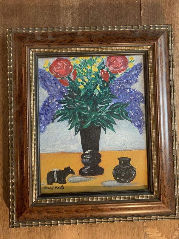 Signed Floral Oil Painting – Frame is 12″ x 14″ #5B