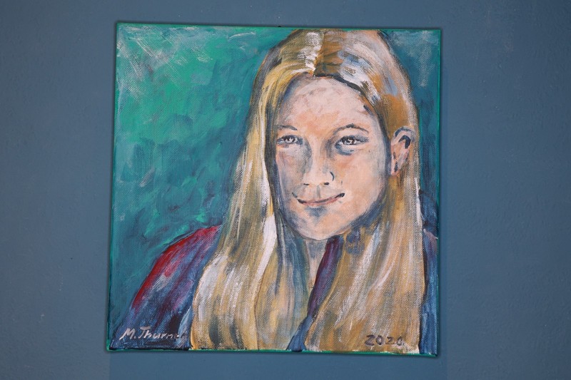 Portrait «Martha» Signed 30 x 30 cm Square. *** Artist Maria Thurner 2020