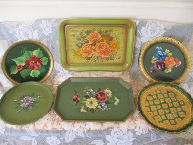 Vintage Hand Painted Octagonal Folk Art Fruit Tole Kitchen Serving Display Tray gallery
