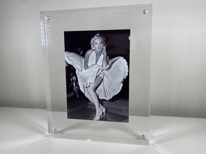 Marilyn Monroe Seven Year Itch White Dress 5×7” Photograph in 8×10″ Clear Frame